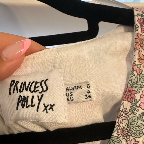 NO LONGER SOLD ON PRINCESS POLLY🚨🚨pink floral romper size 4 never worn - Picture 6 of 6